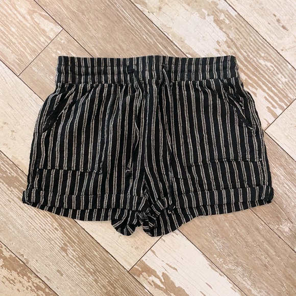 Dry Goods Pants - Pinstriped Elastic Waistband Shorts